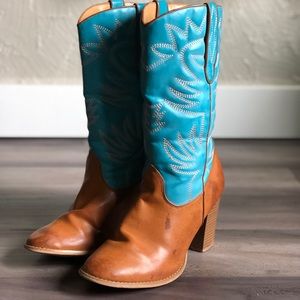 Cow girl boots❌sold❌